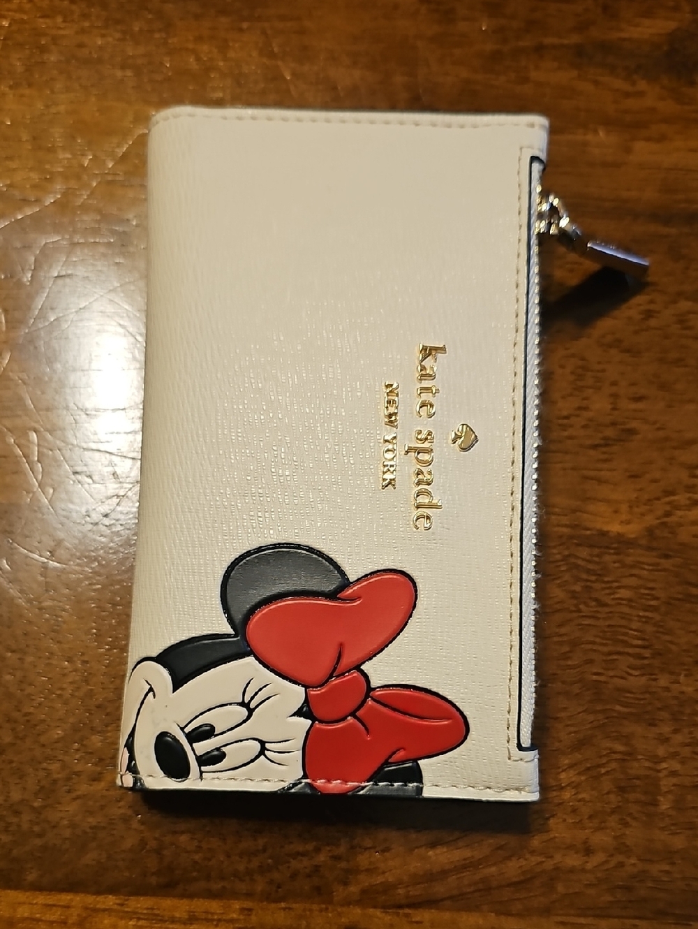 kate spade Cream Minnie Mouse Zip Wallet with Red Bow